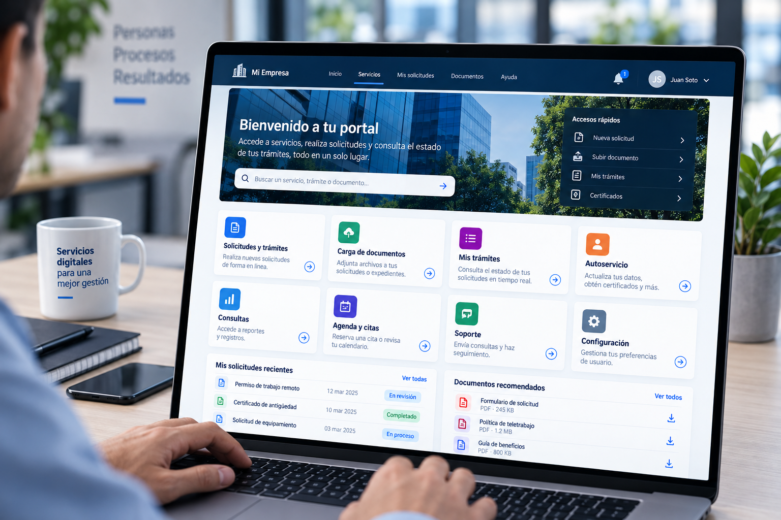 Portal web empresarial para consulta y operación de información.